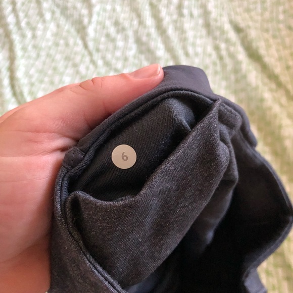 Lululemon gray leggings - Picture 4 of 4